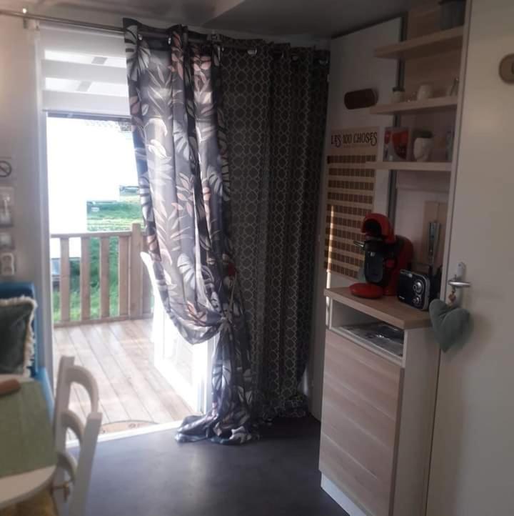 Anne Marie Vous Accueilles Dans Son Logement Familiale Pour 6 Personnes 3 Chambres Confortable Proche D Europa Park A Boofzheim Dans Camping 3 Etoiles Exterior photo